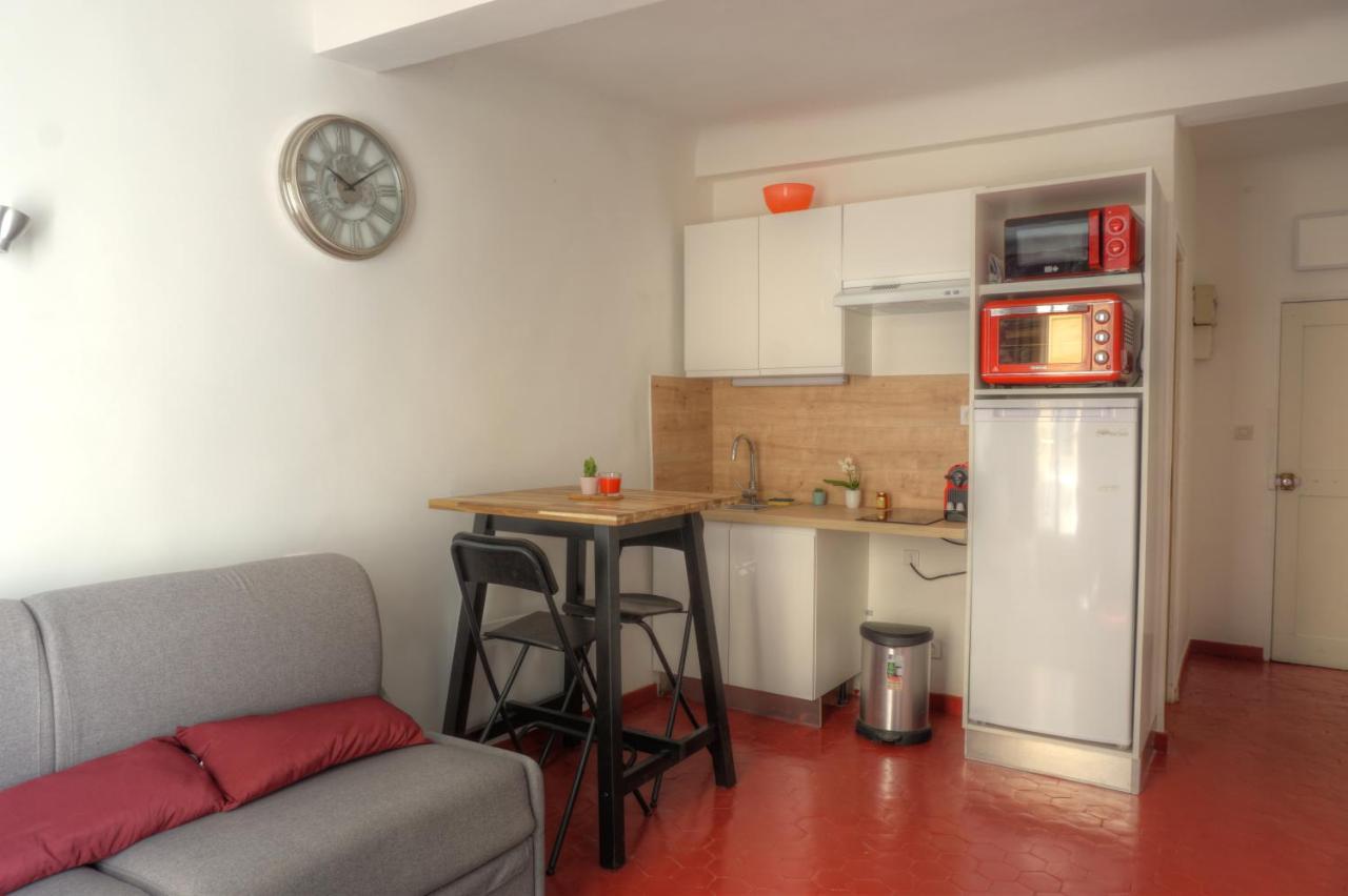 Studio Au Coeur Du Village Provencale De Riez. Dans Le Verdon. Eksteriør billede